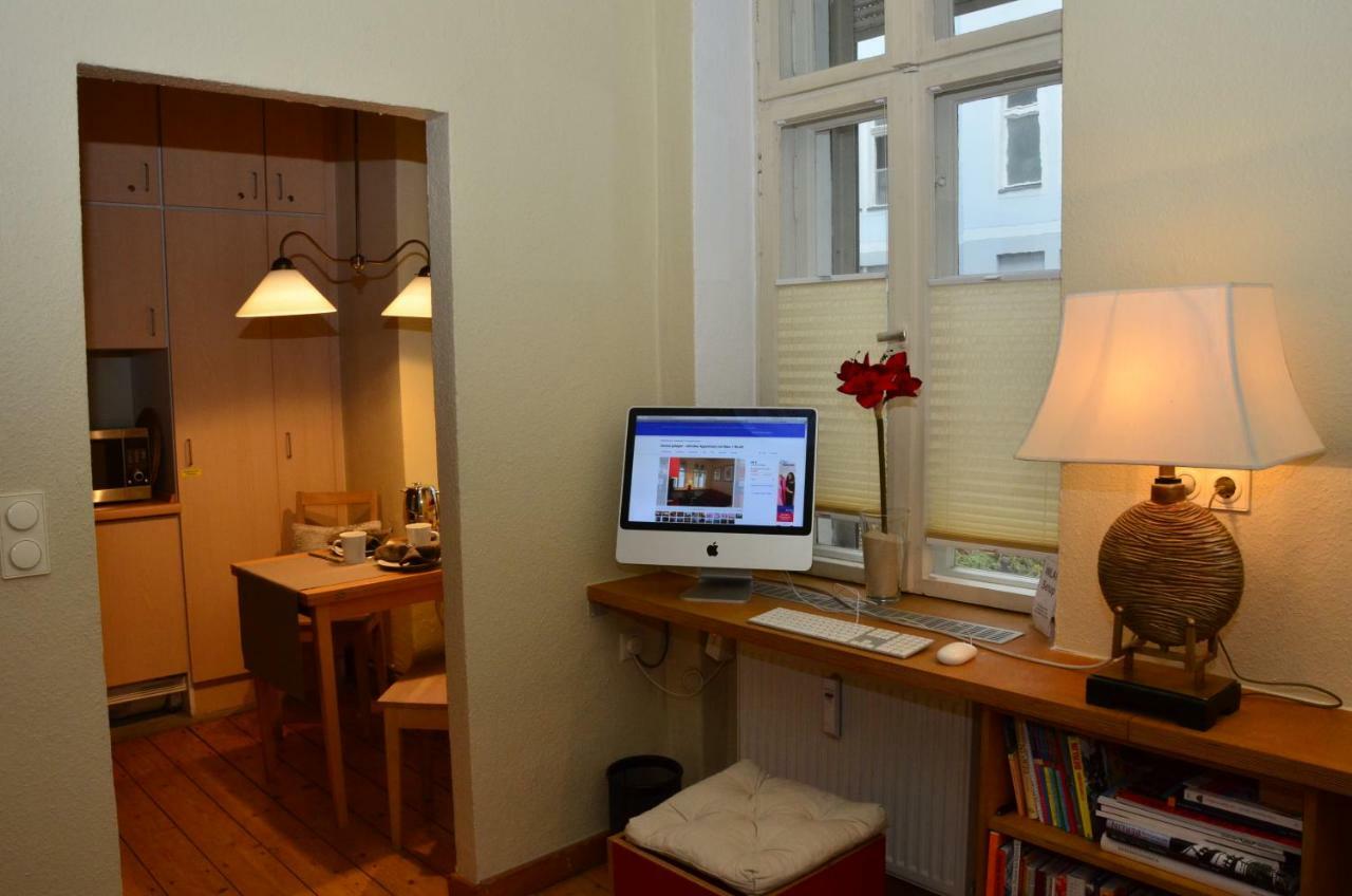 Zentral Gelegen - Stilvolles Appartment In Moabit Berlin Exterior foto